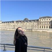 sono Gaia! Offro lezioni private di cinese, personalizzate per studenti delle scuole superiori. Con un approccio interattivo e stimolante, aiuto a migliorare la comprensione, la scrittura e la conversazione in lingua cinese. Contattami per scoprire il tuo